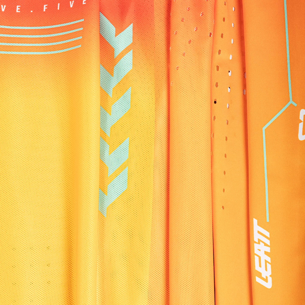 Leatt Moto 5.5 Ultraweld Orange Kit Combo